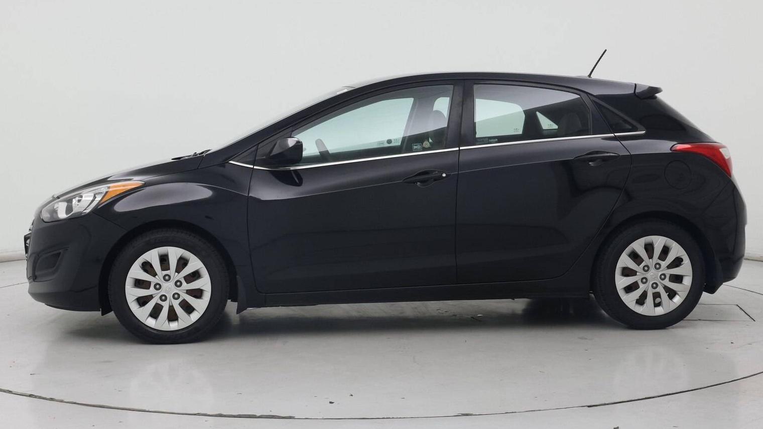 HYUNDAI ELANTRA GT 2017 KMHD35LH7HU363984 image